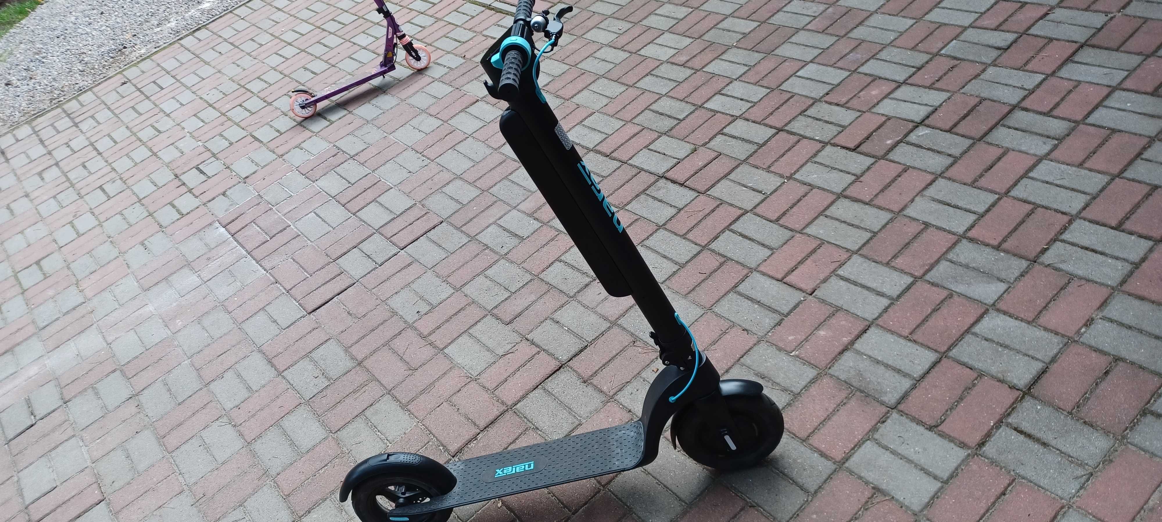 Hulajnoga Narex E-Scooter Esn 400 Long Run Czarny