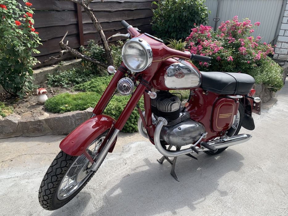 Jawa Ява Старушка 360