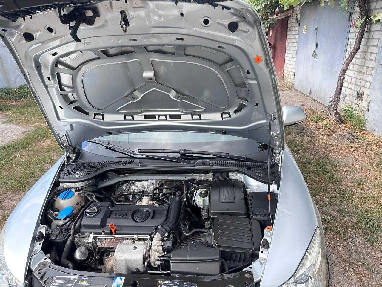 Продаю свое авто Skoda Octavia 2009