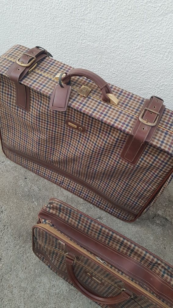 Malas de viagem castanhas