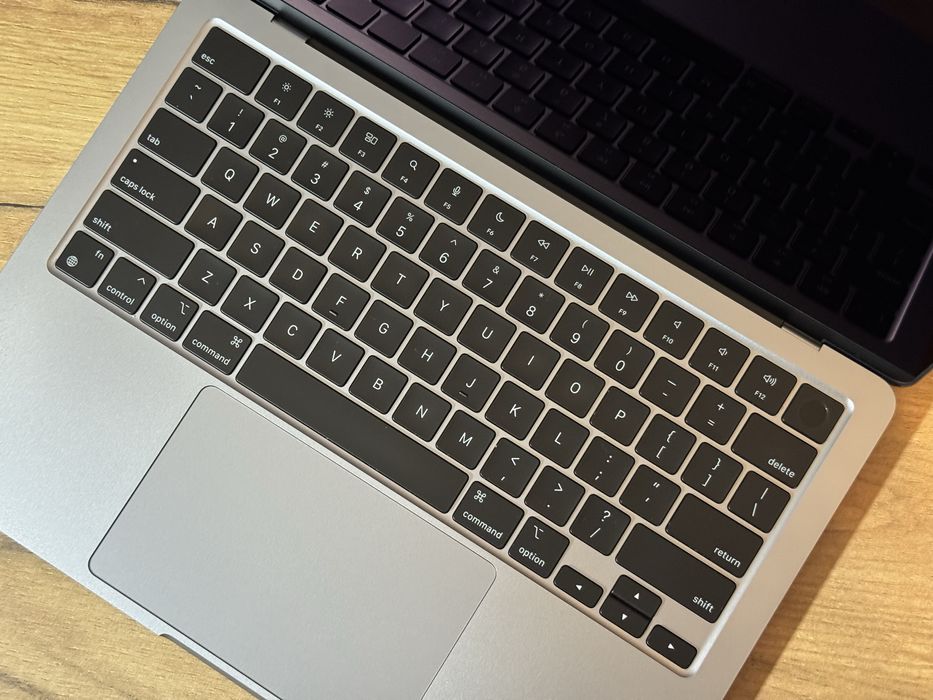 Ідеальний MacBook Air 13 M2 16 256 ГБ 2022 Space Gray #90
