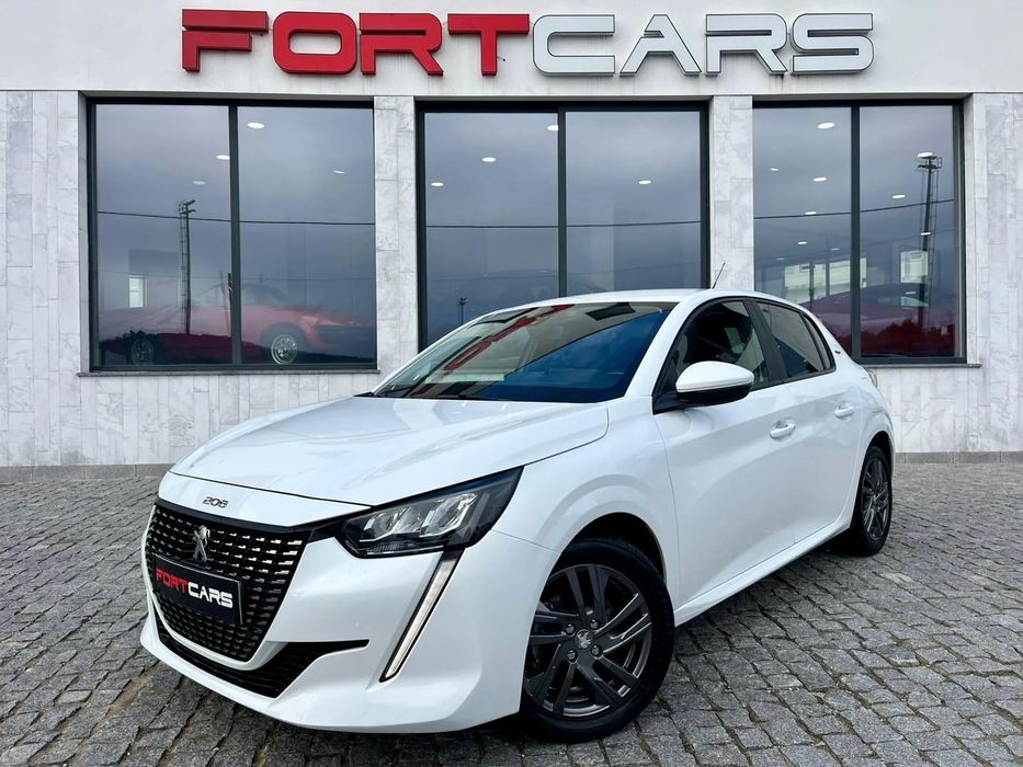 Peugeot 208 1.2 PureTech Allure EAT8