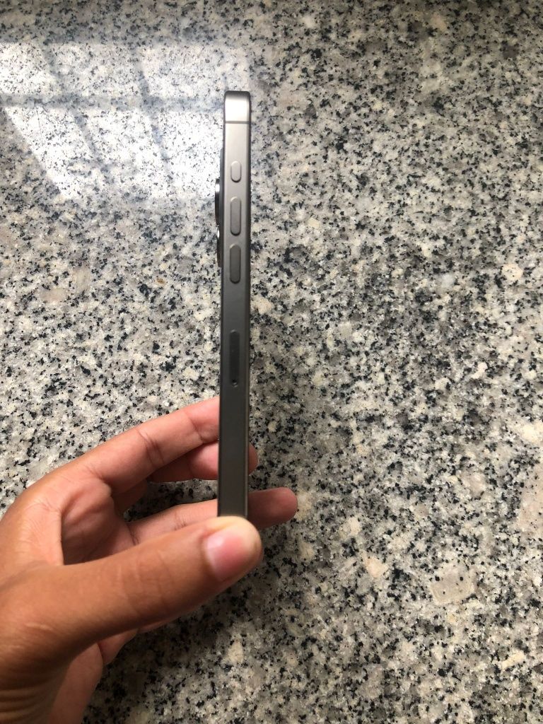Iphone 15 pro 256 gb