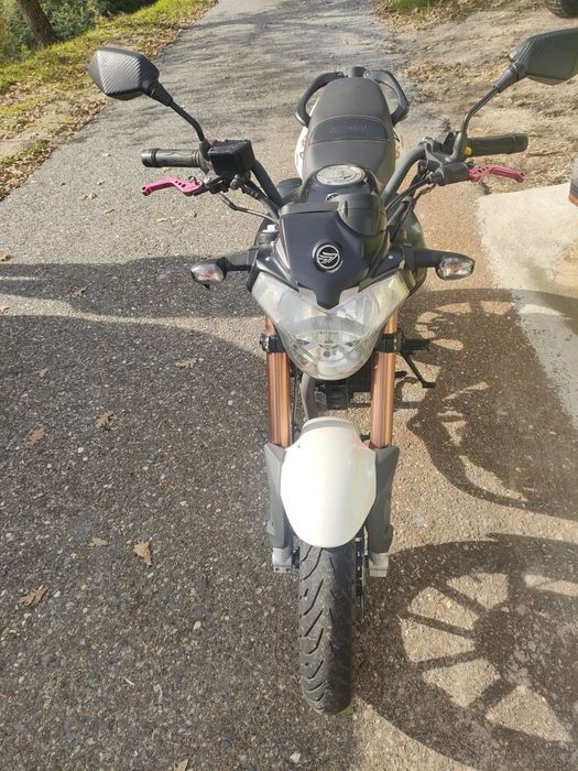 Keeway RKV 125 económica