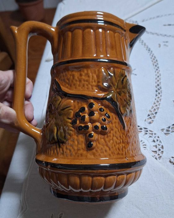 Caneca artesanal em barro