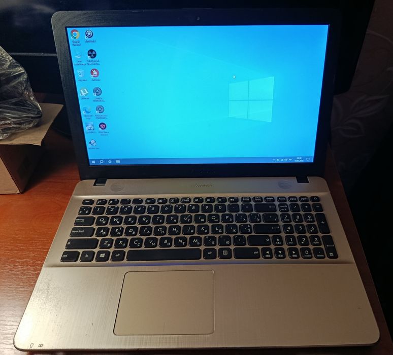 Ноутбук Asus X541S