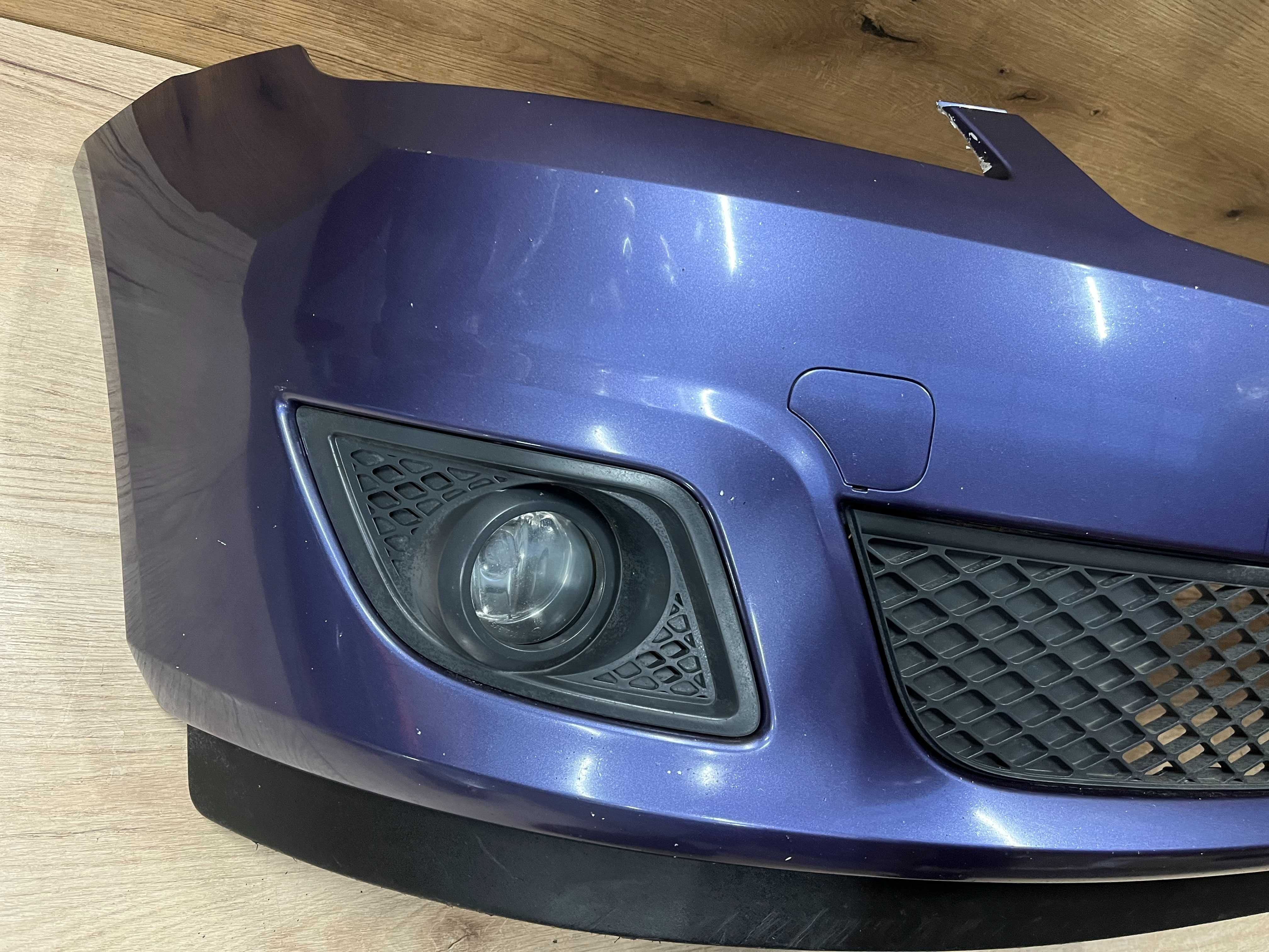 Zderzak przedni Ford Fiesta Mk6 kolor v5