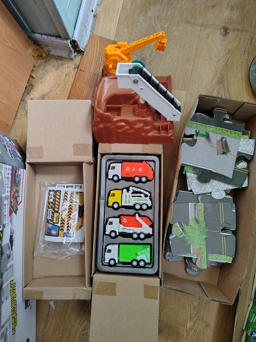 Іграшки не працюють або не комплект