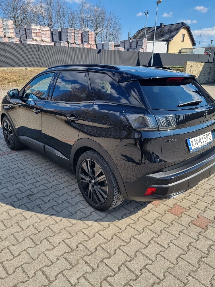 Wynajem SUV Peugeot 3008
