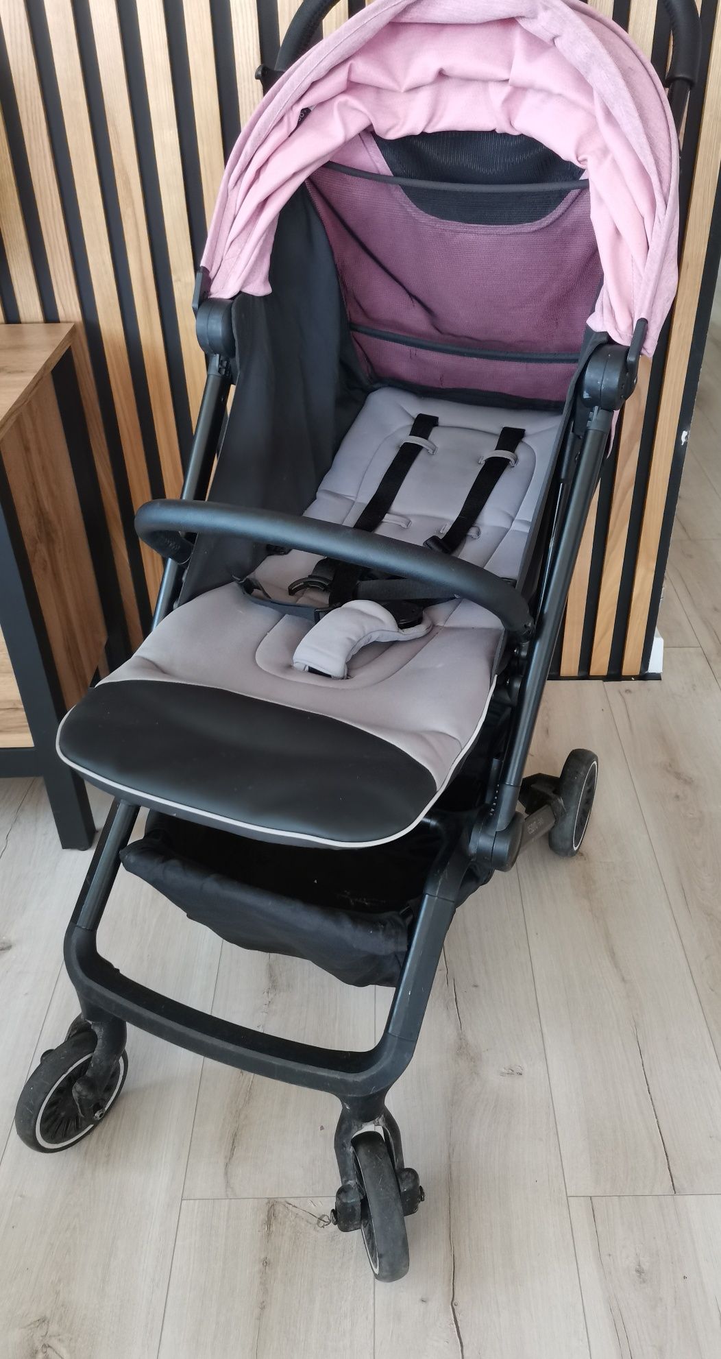 Wózek spacerówka Espiro Axel