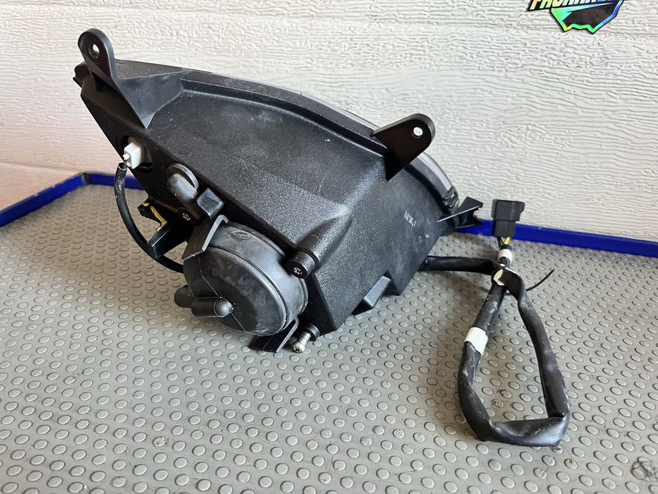 Lampa lewa yamaha yzf r 125 relfektor
