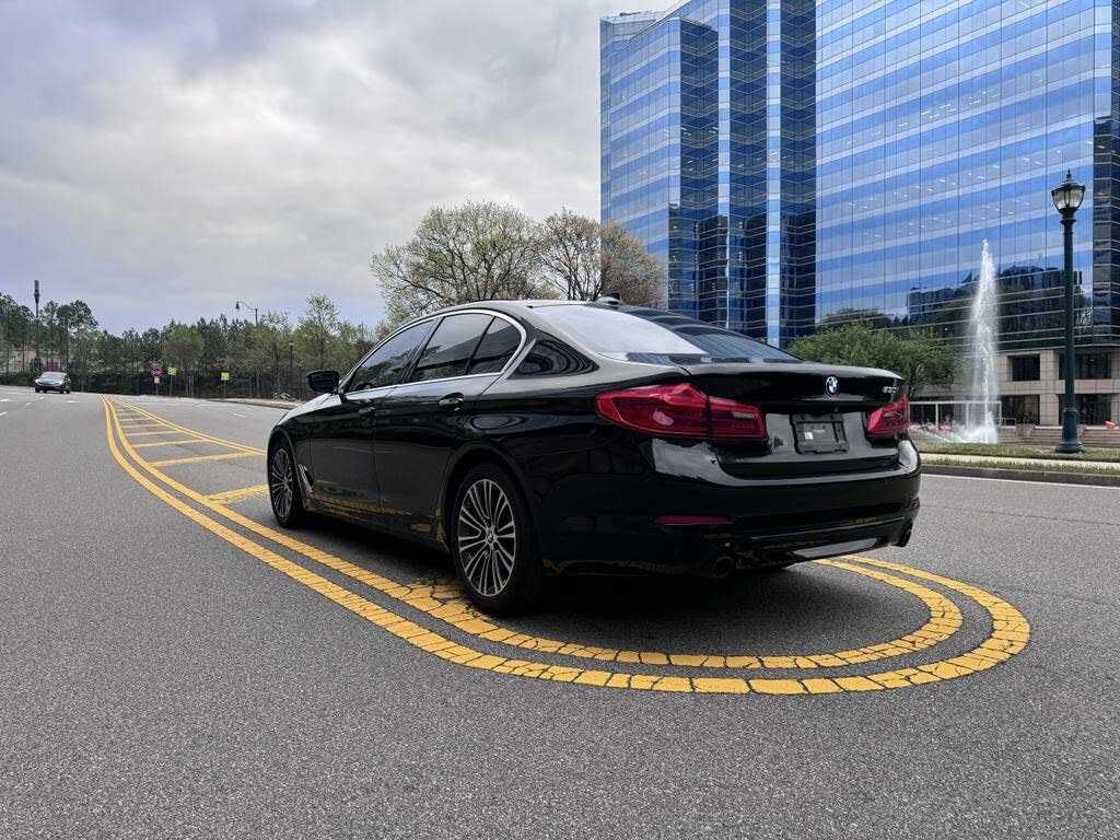 2017 BMW 5 Series 530i