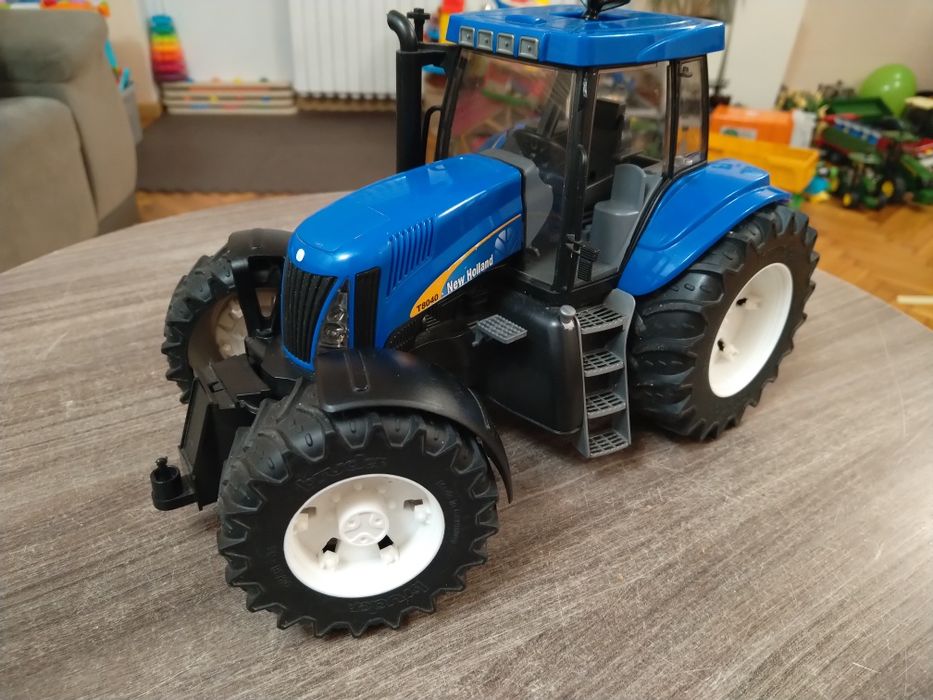 Sprzedam New Holland Bruder