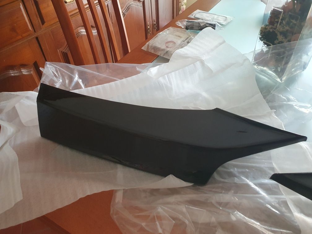 Vendo lips frontal para bmw serie 1