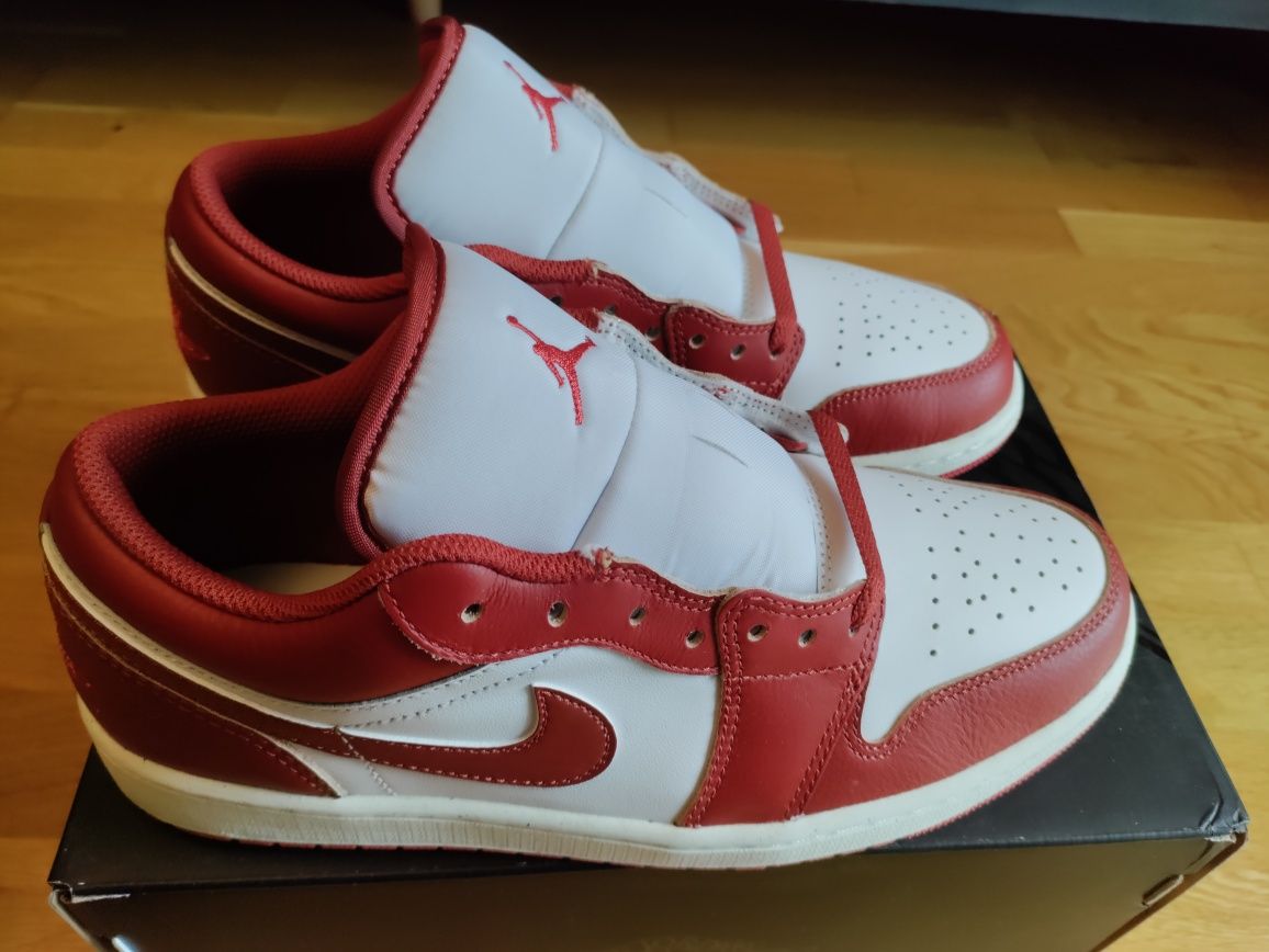 Buty Air Jordan 1 Low SE "Dune Red" 42,5