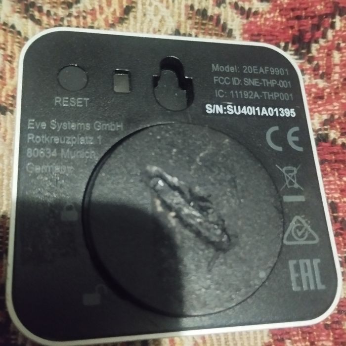 Розумна метеостанція Eve, температура, вологість, прогноз погоди.