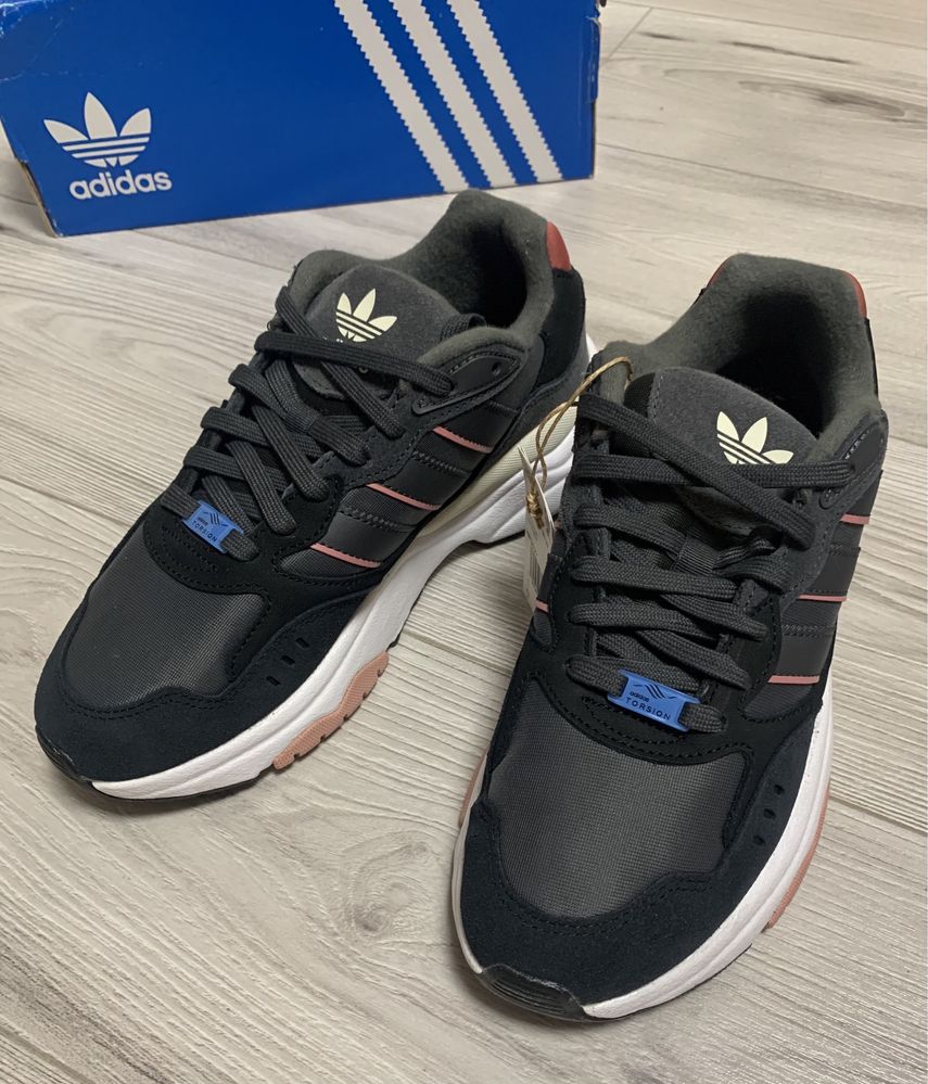 Кросівки Adidas Retropy F90 W оригінал Адідас originals