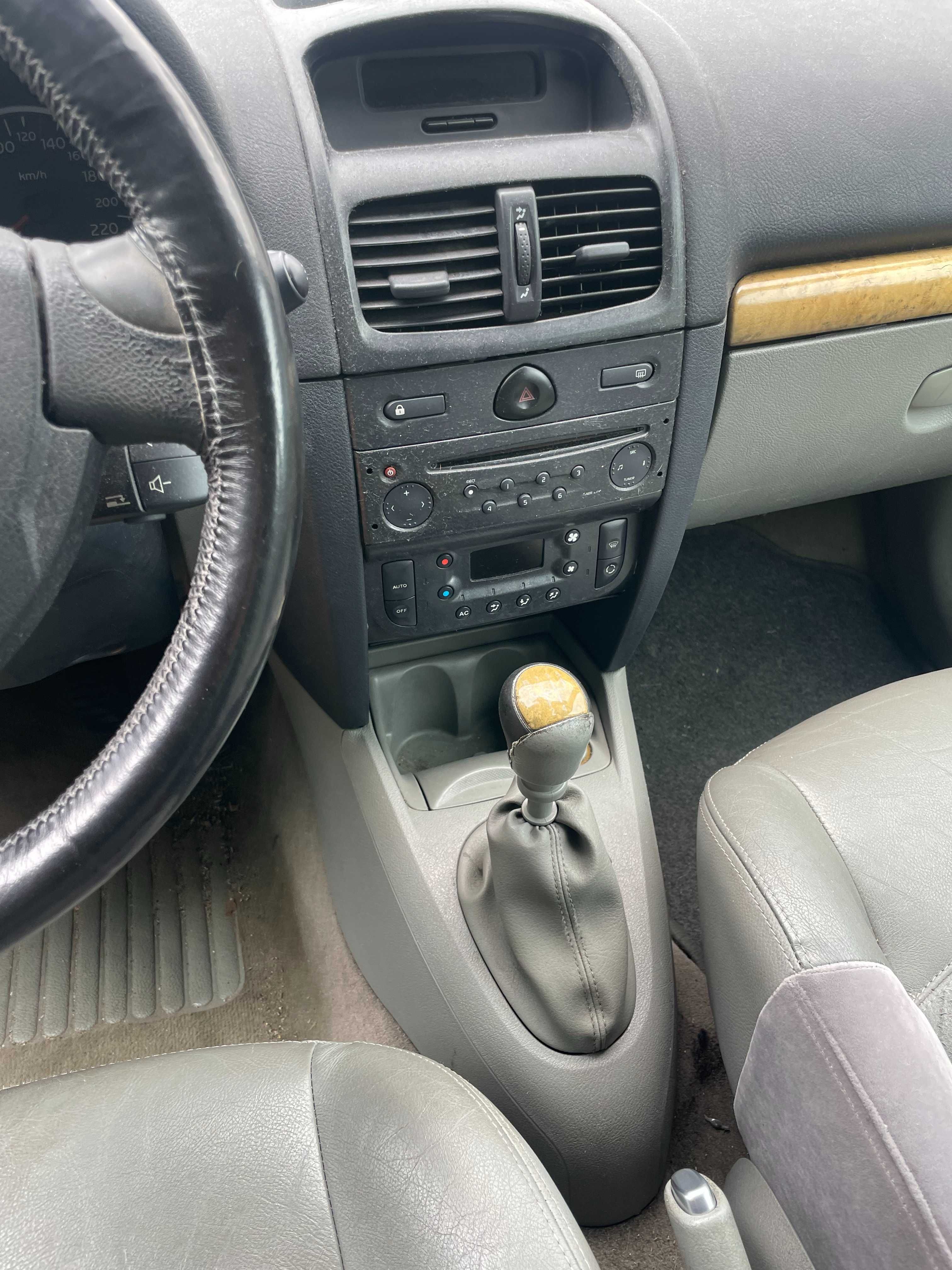 Renault CLIO II Initiale,  2003 rok