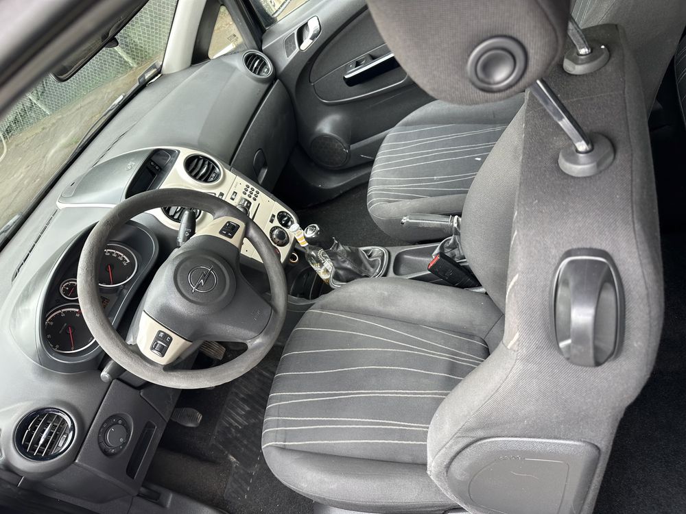 Opel corsa 1.3d 141 tys km końcowka 2008r maly przebieg klima !