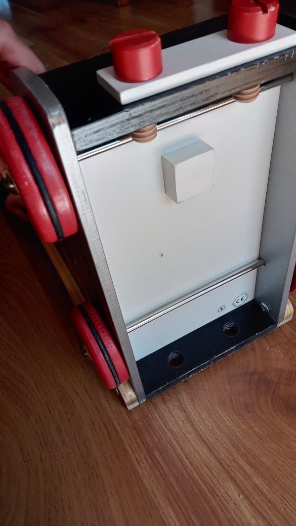 Janod warsztat magnetyczny Brico pchacz drewniany