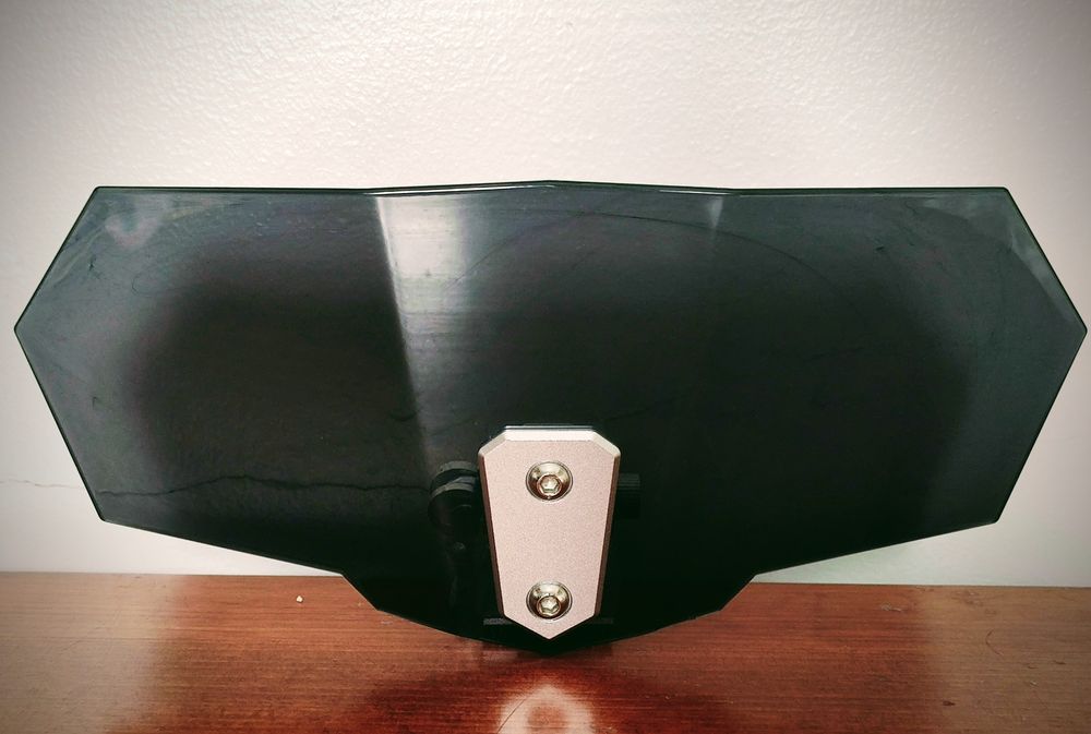 Extensão universal para pára-brisas mota