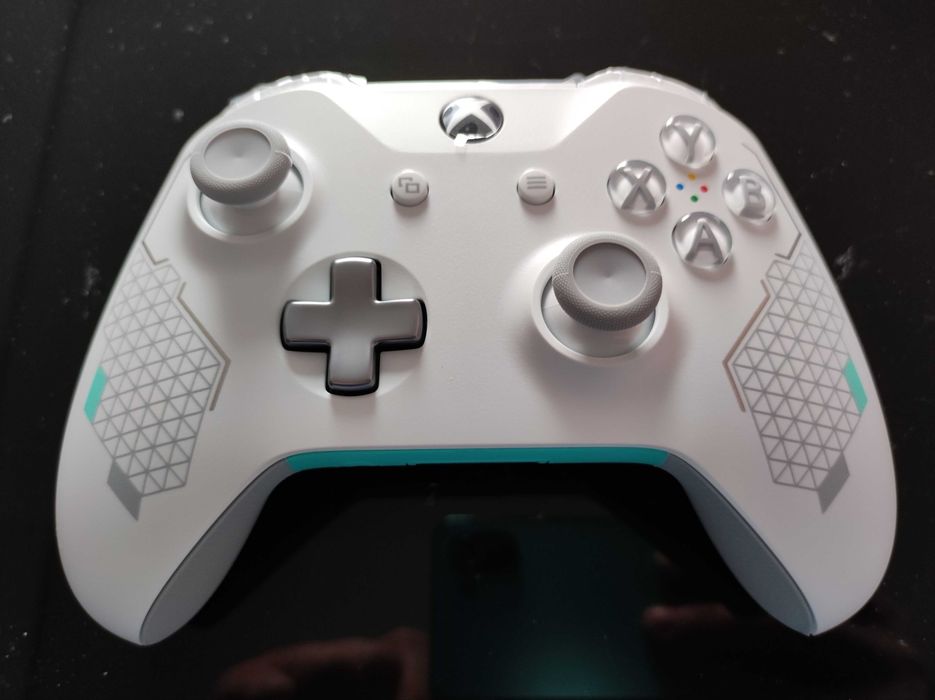 Pad kontroler do Xbox One Series S X Sport White