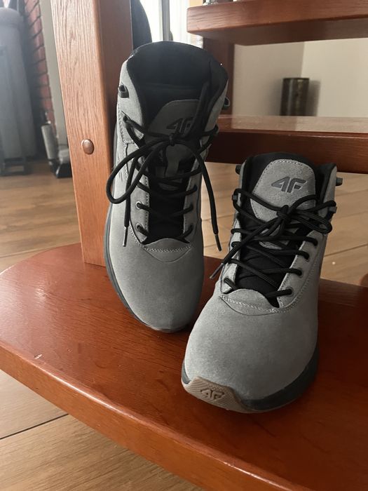 Buty zimowe 4F skórzane rozmiar 41
