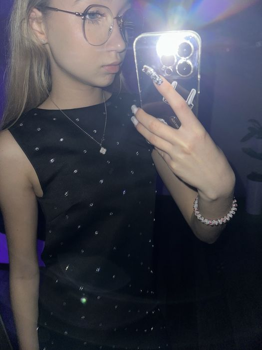 плаття зі стразами , стан новий одягнуто один раз , розмір XXS!