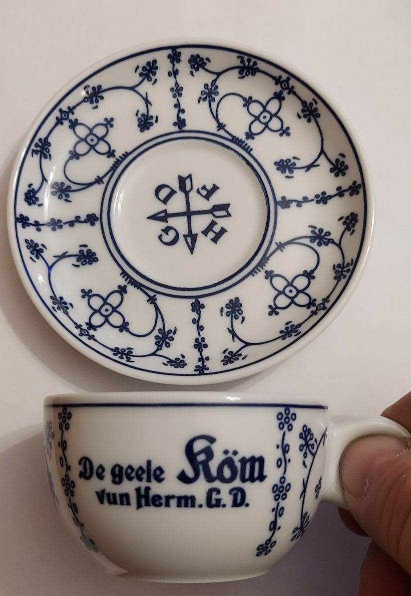 2 komplety fryzyjskich filiżanek i spodków  porcelana Schönwald