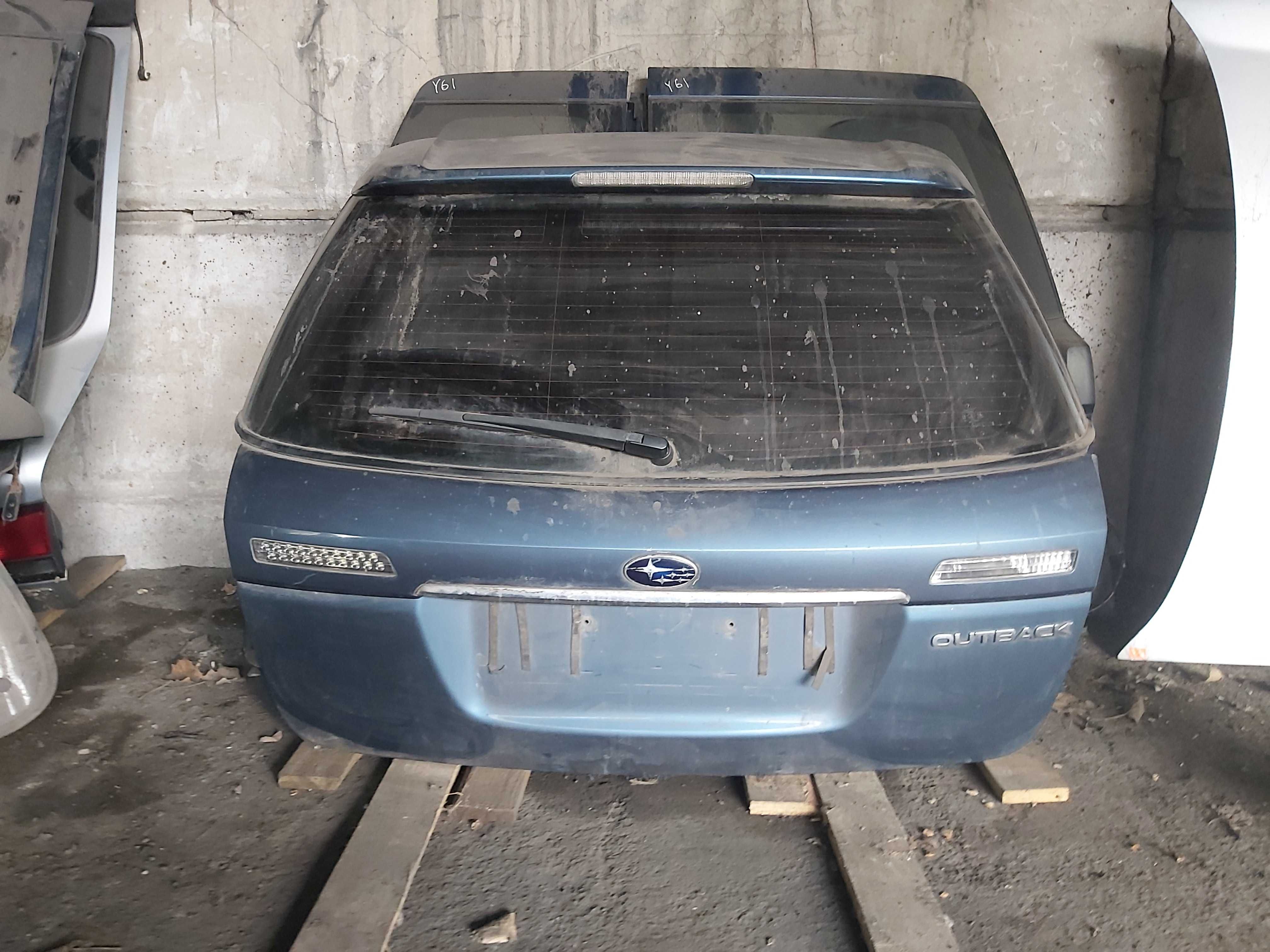 Крышка багажника Subaru Outback B13