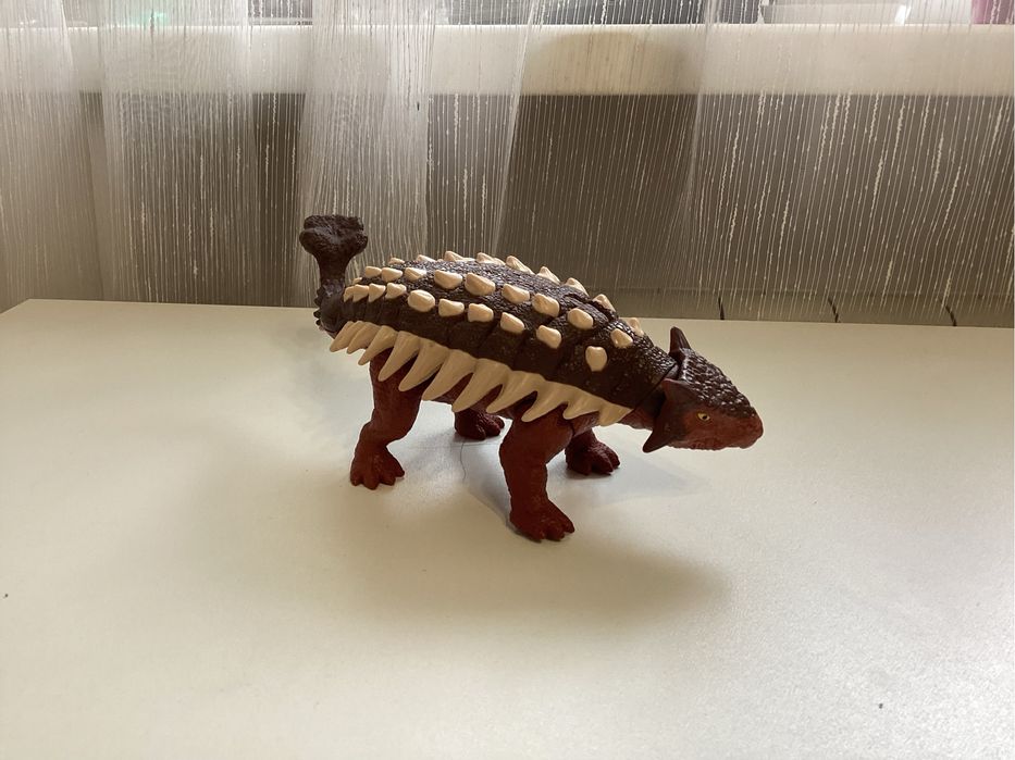 Середня фігурка динозавра з колекції Jrassic Word, Mattel оригінал