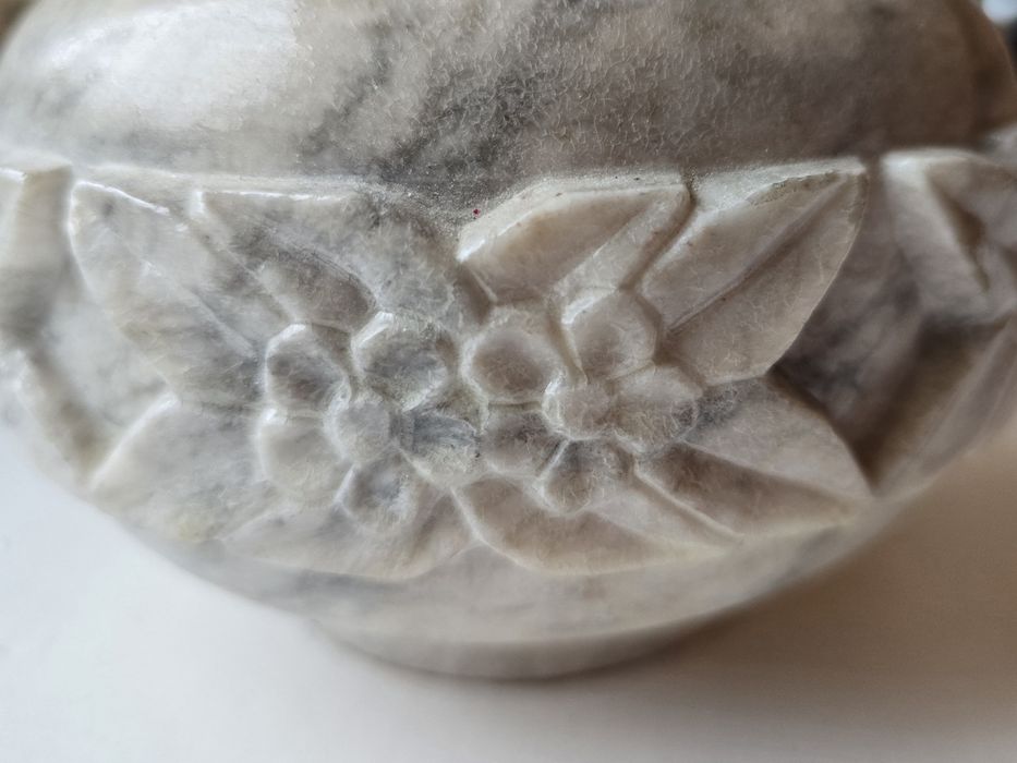 Unikatowa rzeźbiona szkatuła – (VINTAGE)