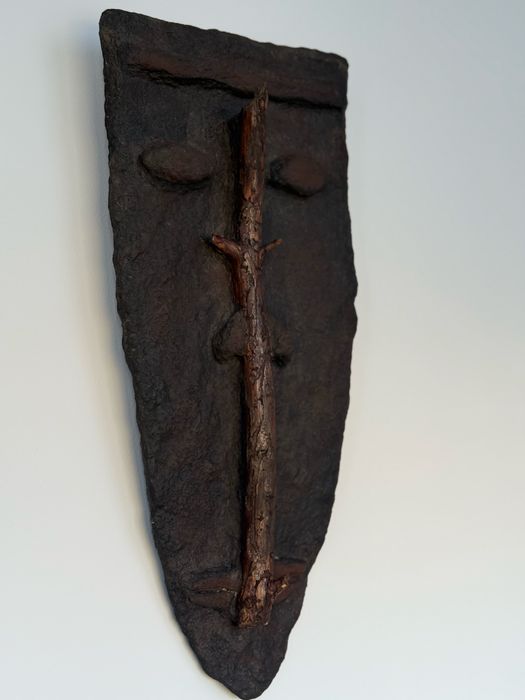 Маска панно на стіну