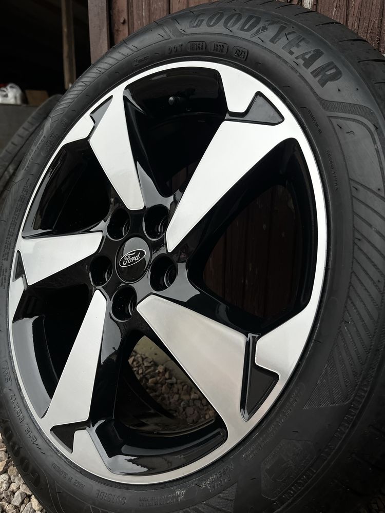 Felgi 17 5x108 Ford Focus Transit Connect Courier Mondeo *Opony 23