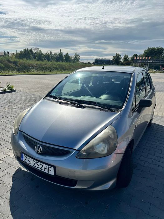 Honda Jazz Honda Jazz II – 1.4i 83 KM – 2007 r. – bezawaryjna