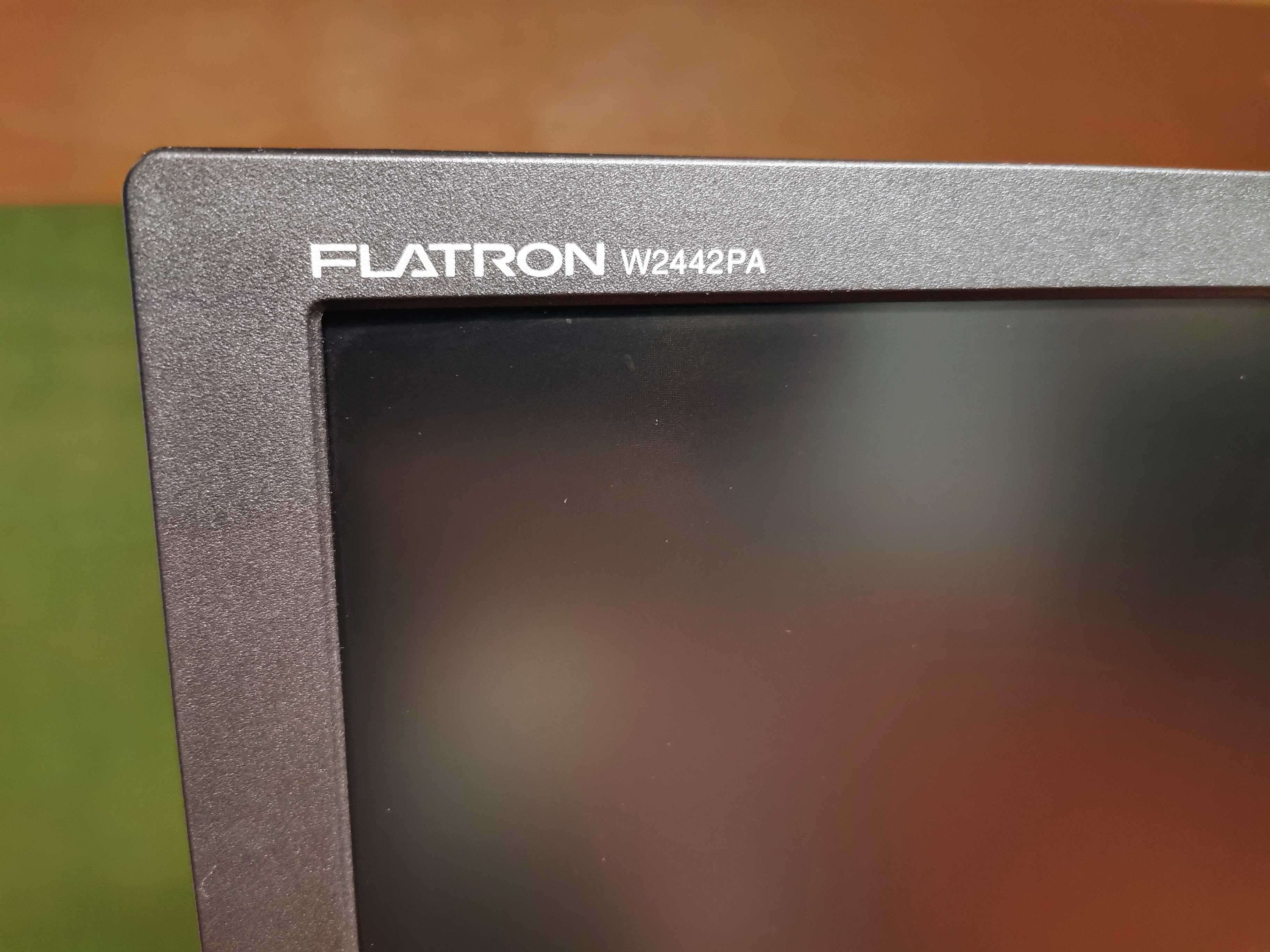 Monitor LG Flatron 24" HD
