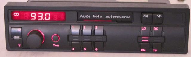 AUDI BETA CC  22 cm radio sprawne bluetooth aux gwarancją  kod