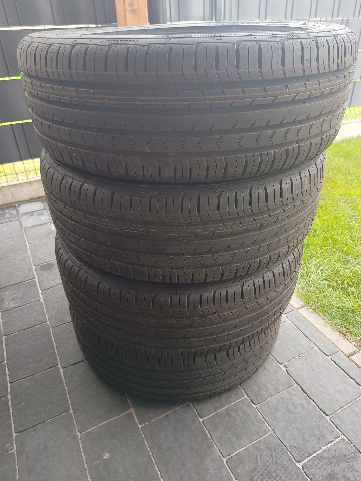 Opony Continental ContiPremiumContact 5 205/55 R17 91V