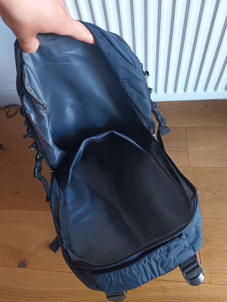 Plecak turystyczny, trekkingowy 70L, sportowy, w góry, mocny, pojemny