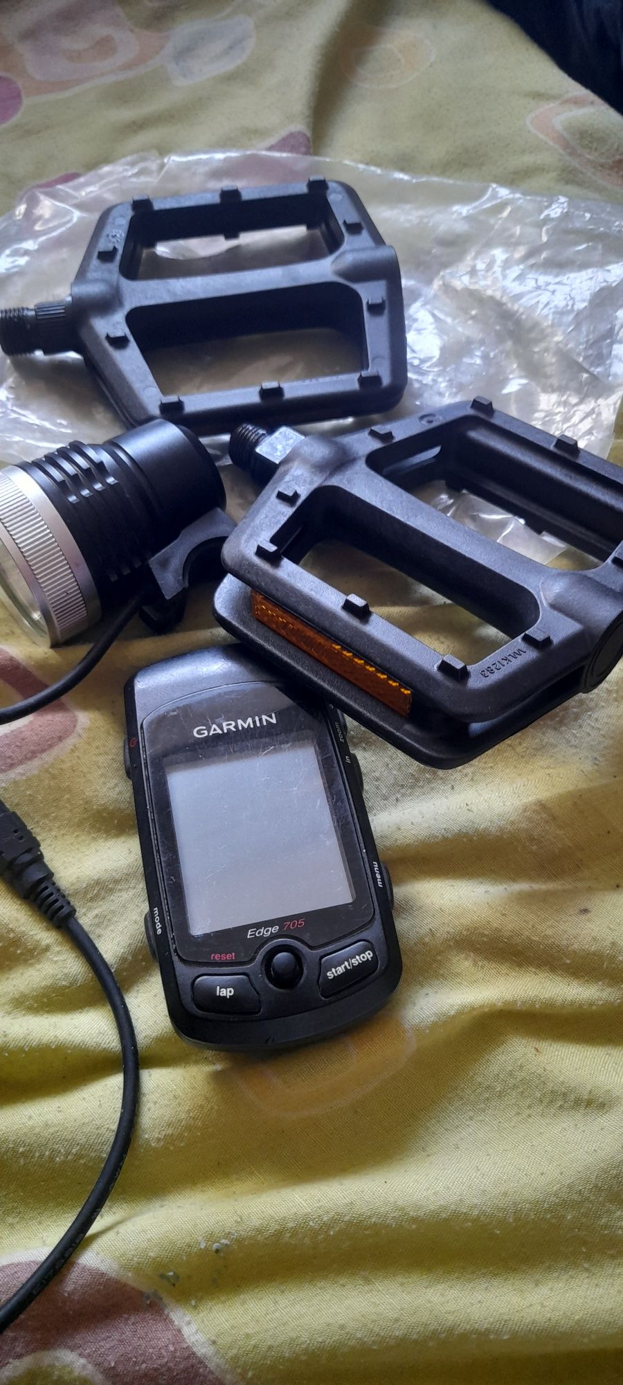 Garmin Edge 705 GPS, C