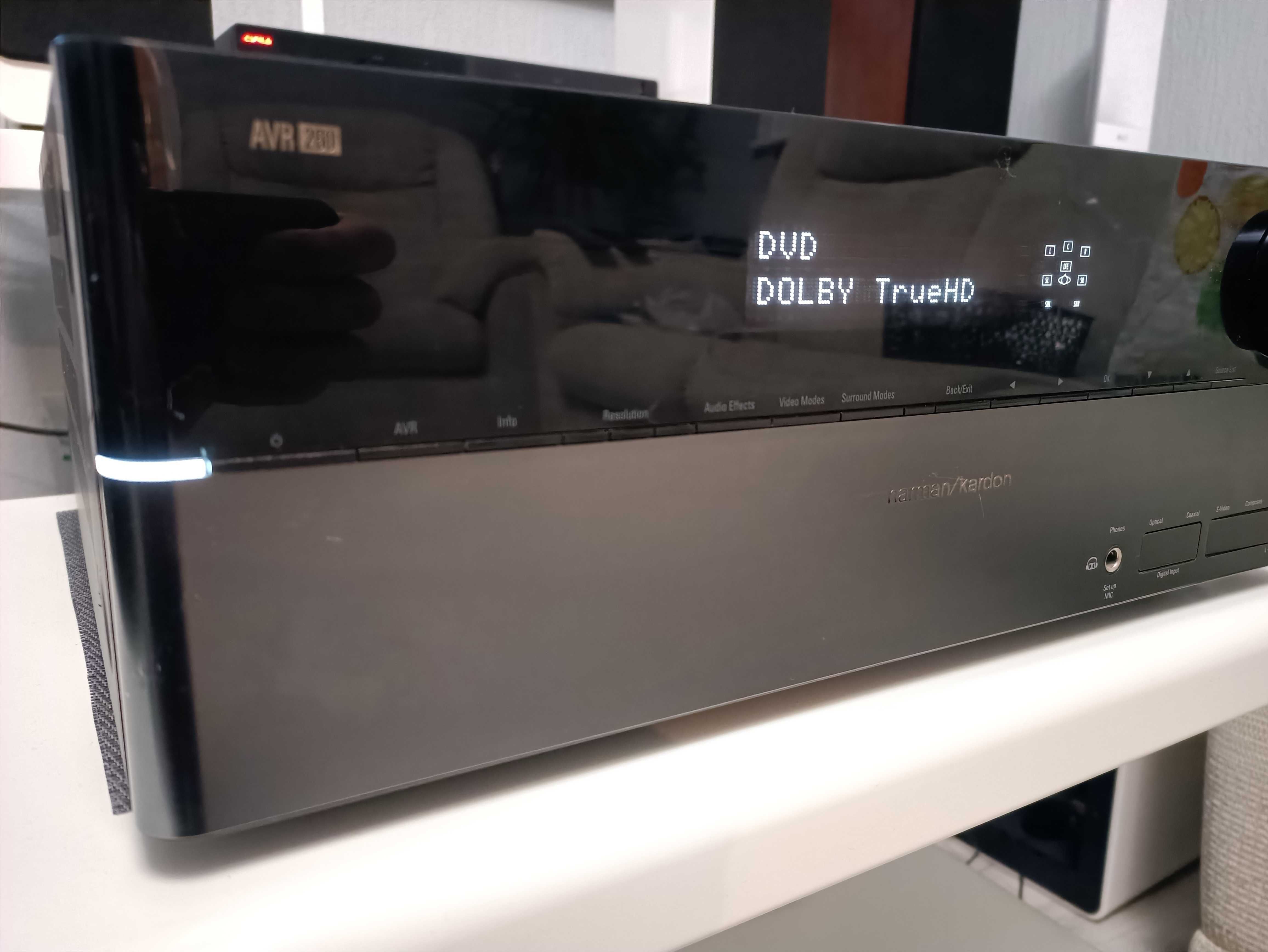 Harman Kardon AVR 260 amplituner idealny