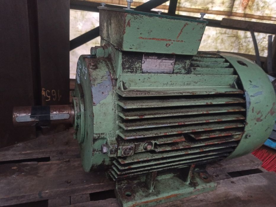 Silnik elektryczny 2905 obr, 15KW
