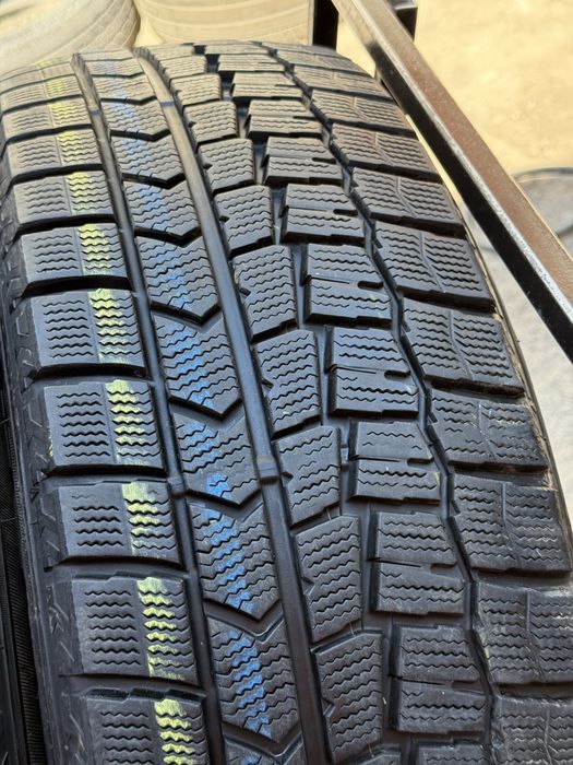 Шины БУ 235 60 R 18 Dunlop Wintermaxx wm02 резина зима япония