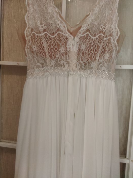 Suknia ślubna boho/rustykalna z muślinowym dołem