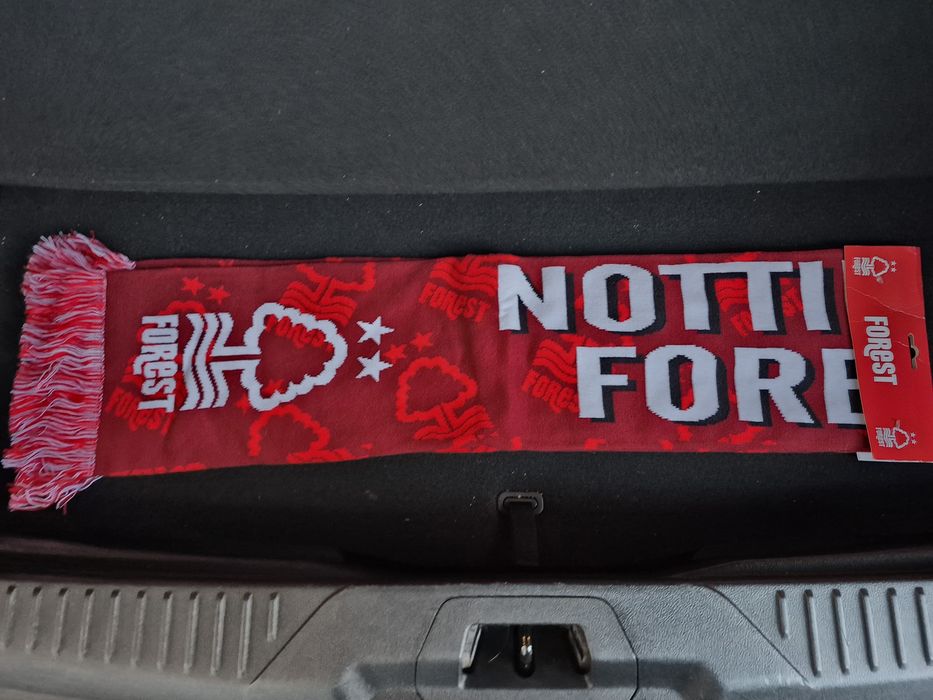 Szal, szalik piłkarki FC NOTTINGHAM FOREST