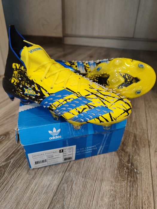 Чоловіче взуття, копочки, бутси 41 розмір Адідас