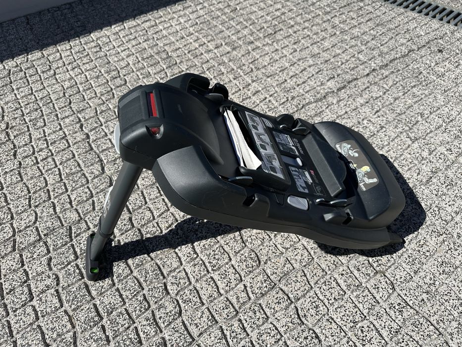 Ovinho para Bebé + base isofix BeSafe