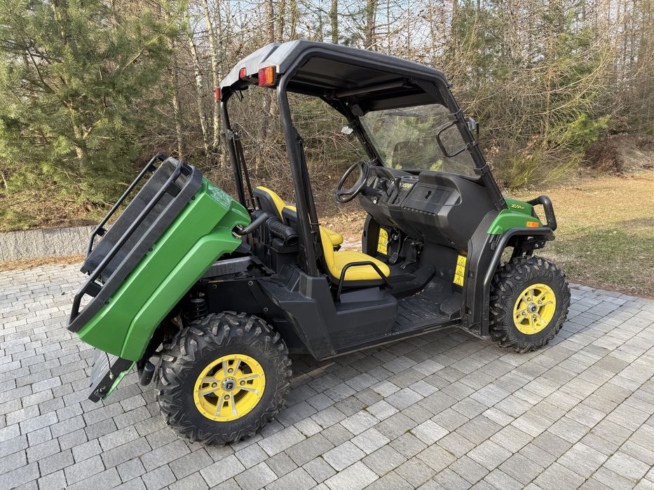 John Deere Gator XUV 550
