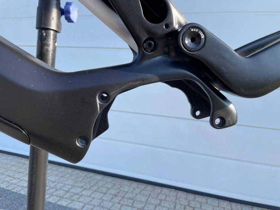 Rama rowerowa L /eMTB /karbon/Bosch/smartsystem 750Wh/nowa/