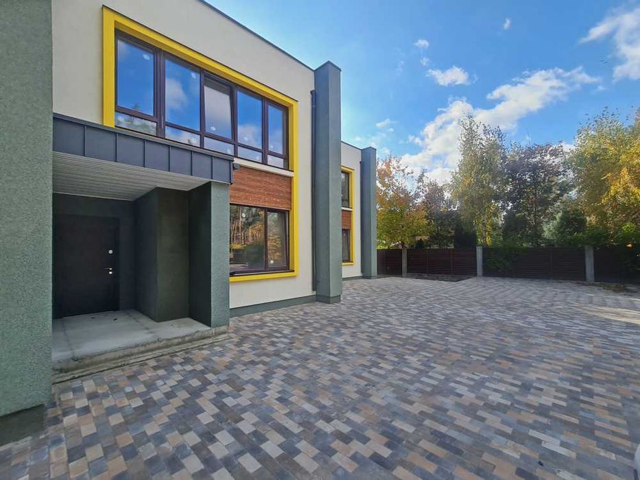 Таунхаус в лісі (р-н Сільпо), 144 м², 4 кім., закрита територія